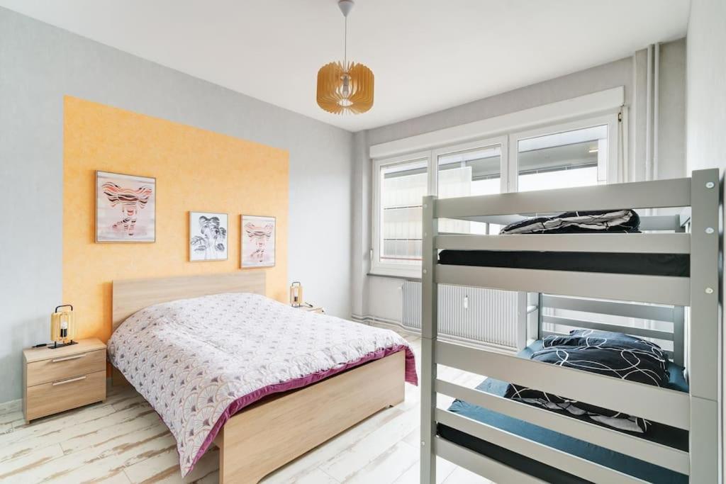 Superbe Appartement A Une Minute A Pied De La Gare Épinal Eksteriør bilde