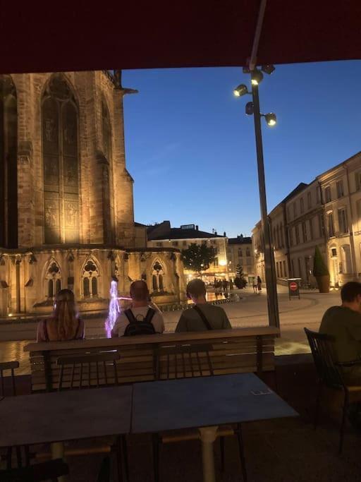 Superbe Appartement A Une Minute A Pied De La Gare Épinal Eksteriør bilde