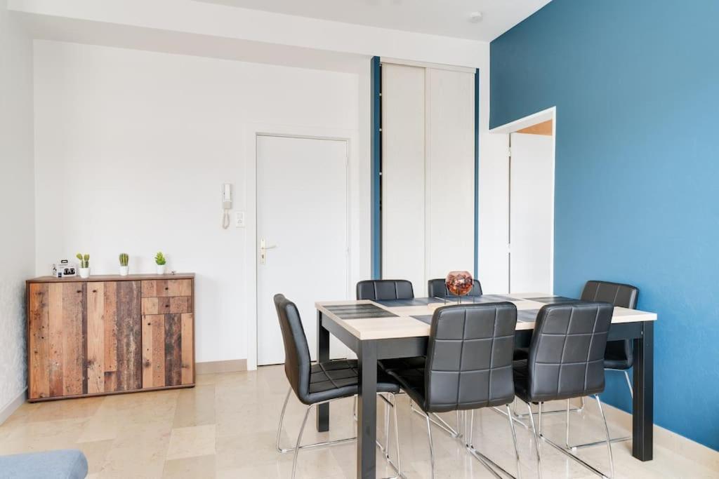 Superbe Appartement A Une Minute A Pied De La Gare Épinal Eksteriør bilde
